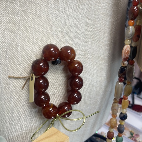 Brown Bubble stretch bracelet - Picture 2 of 7